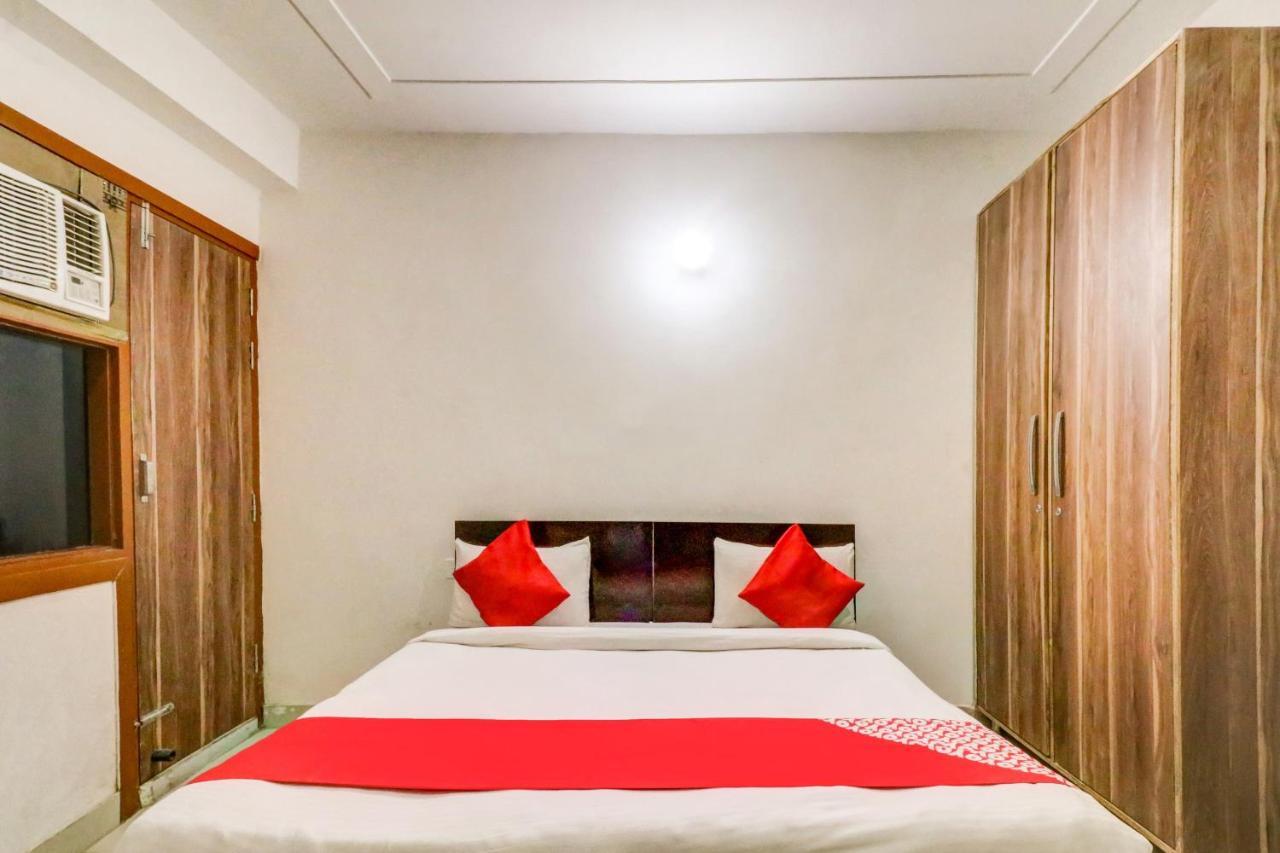 Hôtel Oyo 71597 The Shivaay Residency à Gurgaon Extérieur photo
